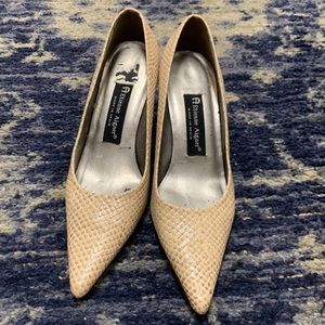 Etienne Aigner Pointed Toe Snake Skin Heels Made in Spain Size 7 M